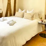 Appartement Paris Rue Montorgueil